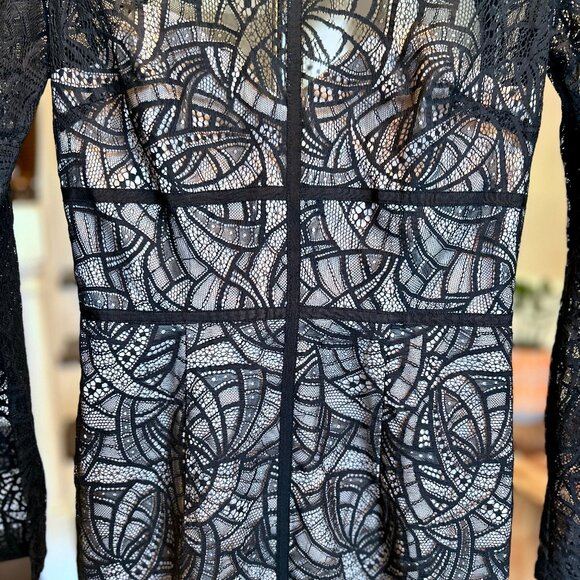 Monique Lhuillier Overtones Black Lace Art Deco Cocktail Event Sheath Dress Sz 4 - Picture 8 of 16